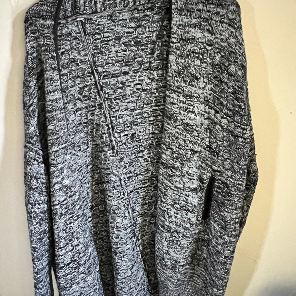 Lululemon merino wool Cardi all day cardigan athlesure natural fibres - Picture 8 of 8